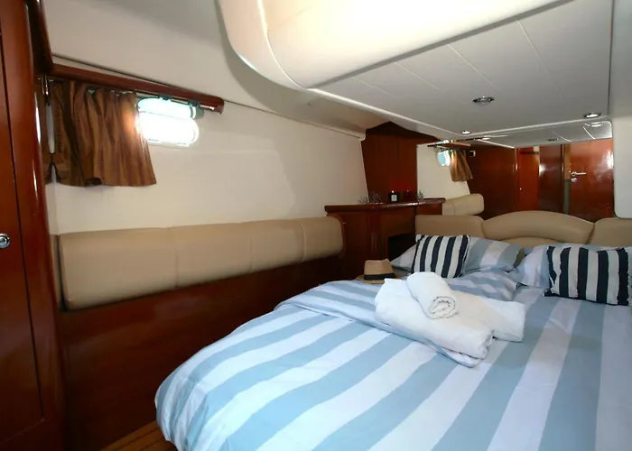 보트호텔 Anima Maris Yacht *