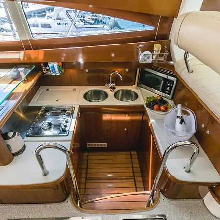 Anima Maris Yacht *