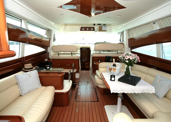 Hotel na wodzie Anima Maris Yacht